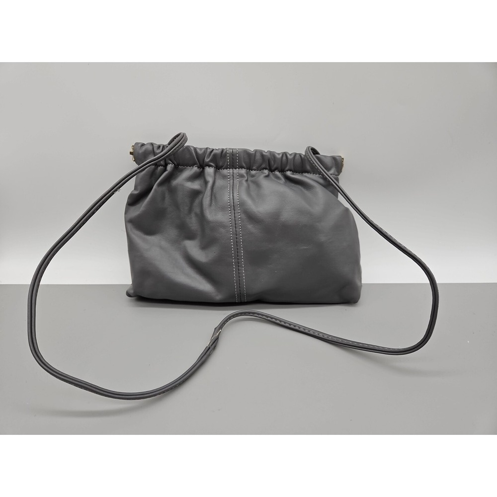 Vintage Grey Leather Type Clam Shell Gold Tone Hinge Open Evening Purse‎